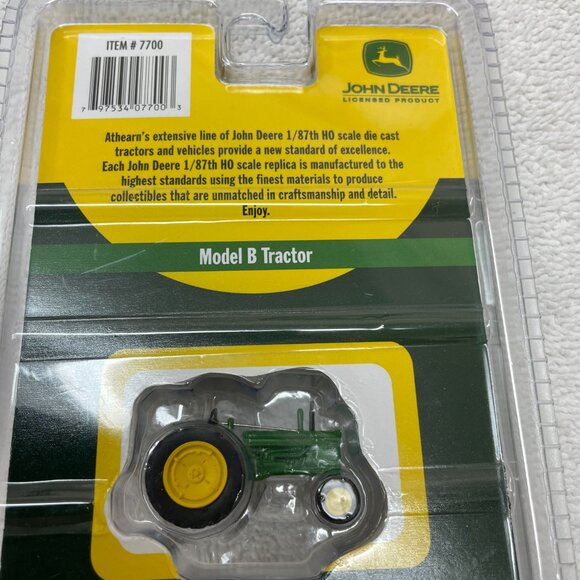 John Deere Model B Tractor  1:87 scale - Picture 2 of 4